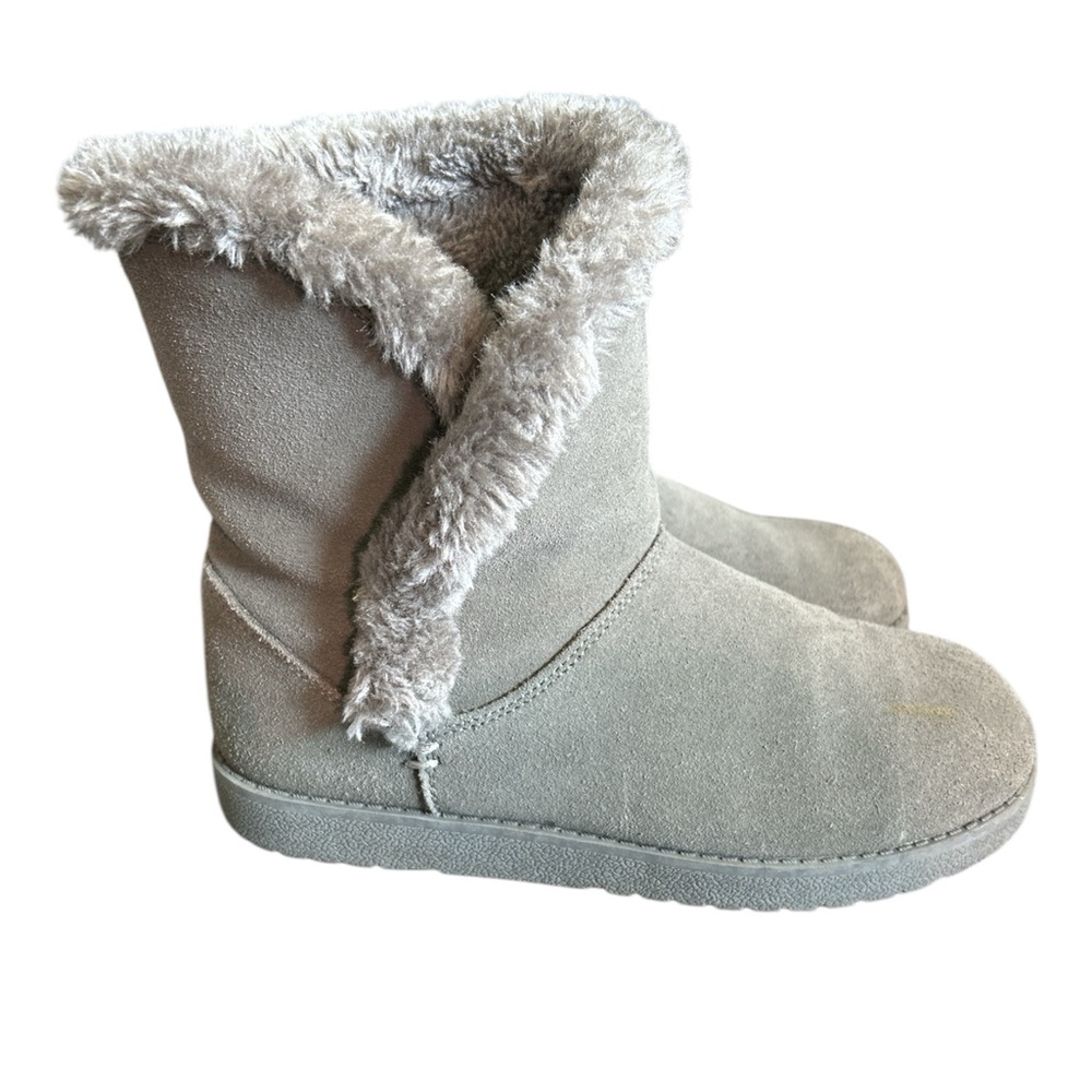 Gray boots